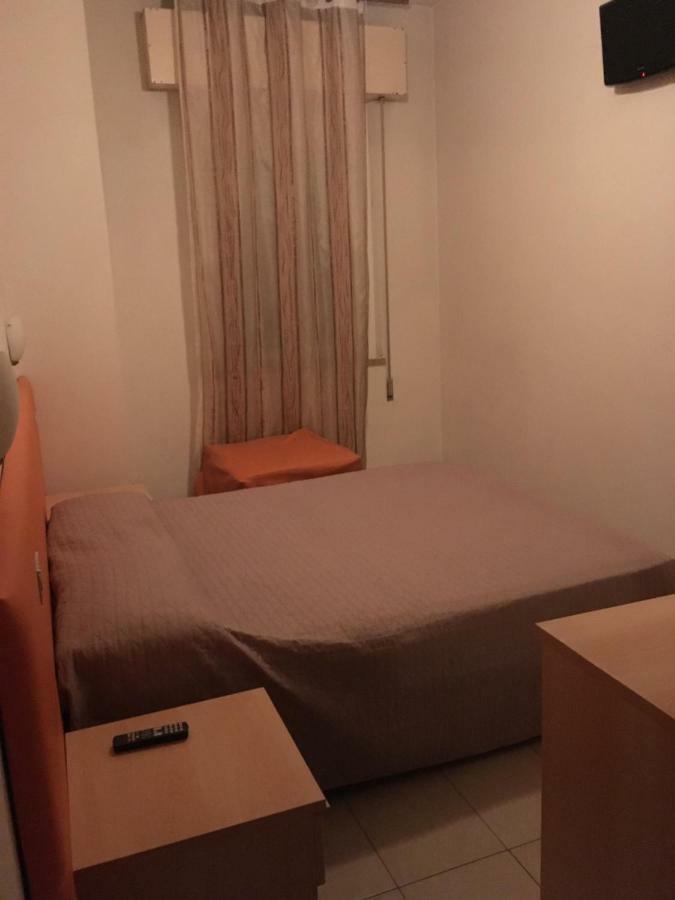 New Prophet Bed & Breakfast Cattolica Bagian luar foto