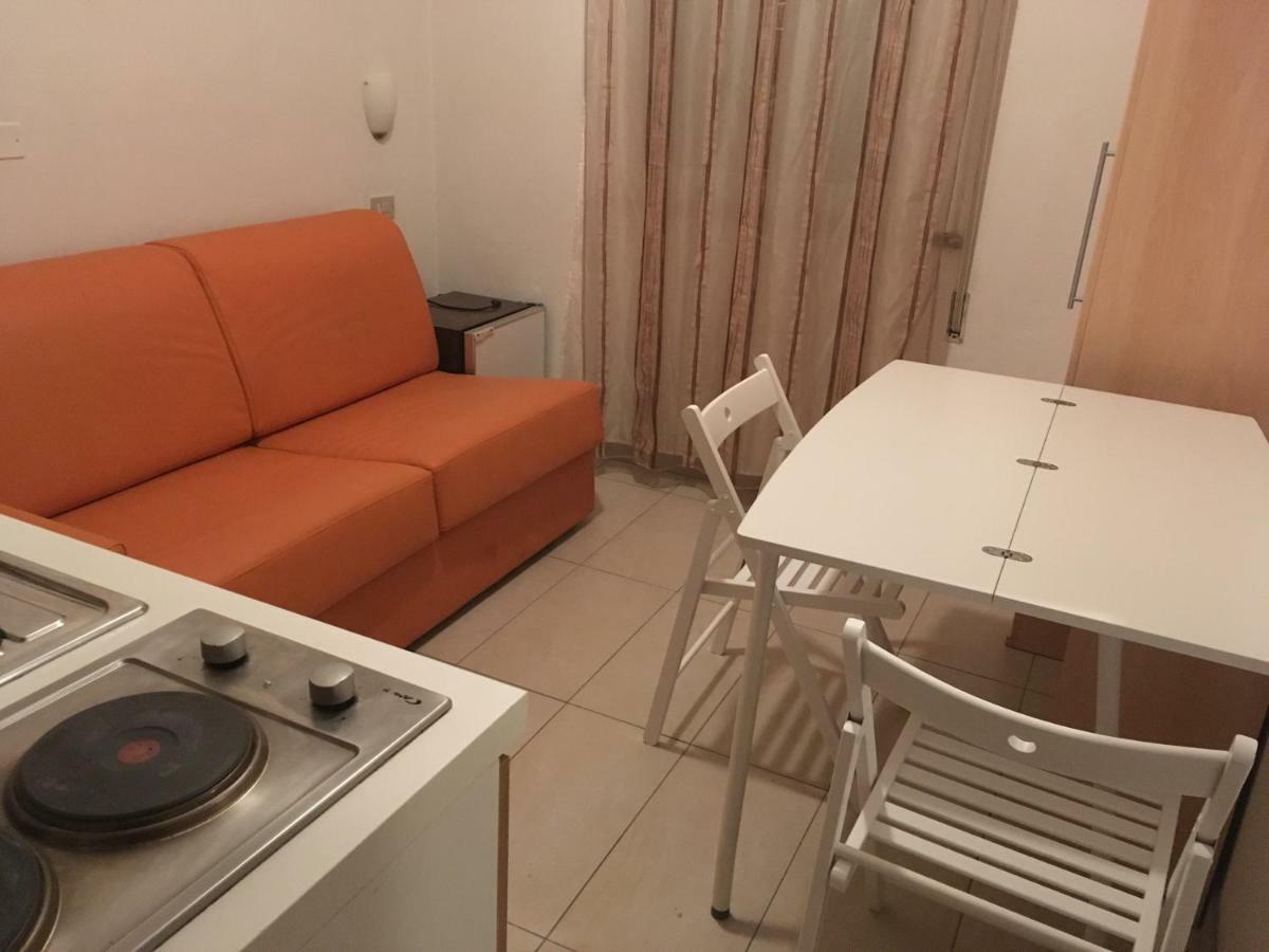 New Prophet Bed & Breakfast Cattolica Bagian luar foto
