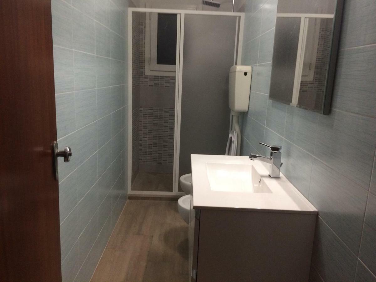 New Prophet Bed & Breakfast Cattolica Bagian luar foto