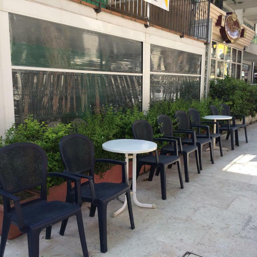 New Prophet Bed & Breakfast Cattolica Bagian luar foto