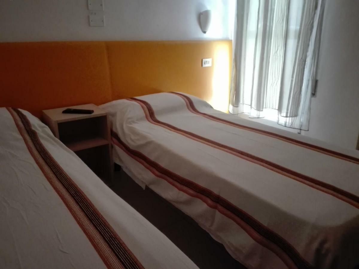 New Prophet Bed & Breakfast Cattolica Bagian luar foto